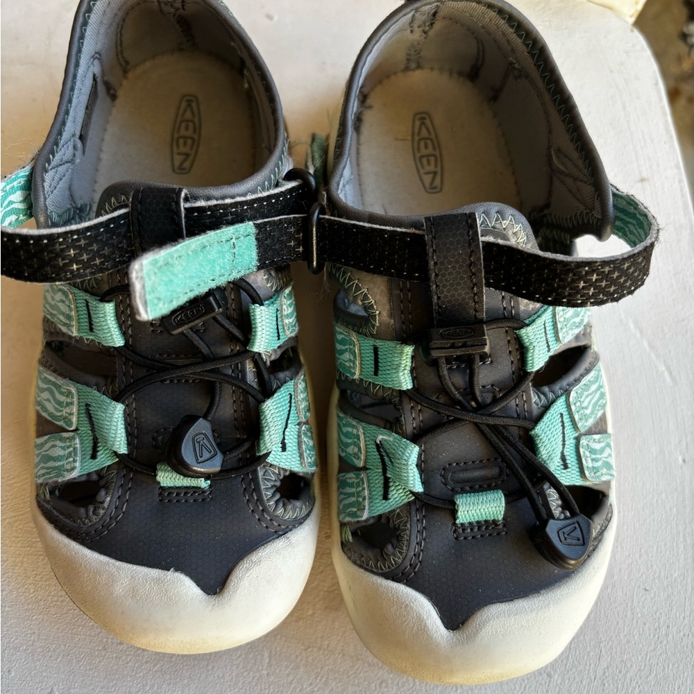 Keen Kids Shoes - Black and Green